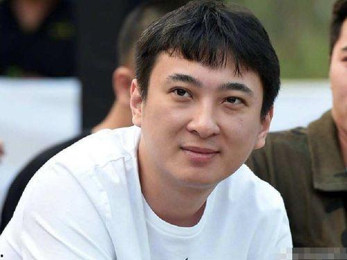 娱乐圈演员吃瓜,幕后真相与八卦风云  第1张 娱乐圈演员吃瓜,幕后真相与八卦风云  第1张