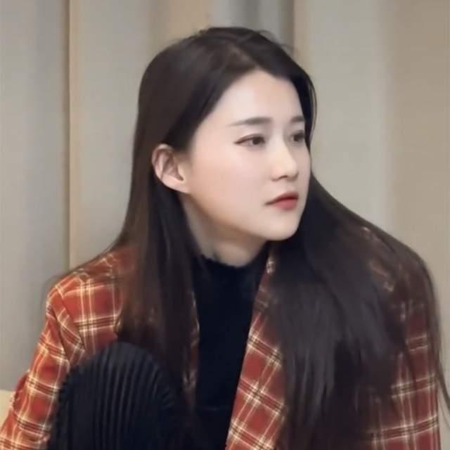 吃瓜网红 图片头像女,揭秘吃瓜网红的时尚头像魅力  第2张 吃瓜网红 图片头像女,揭秘吃瓜网红的时尚头像魅力  第2张